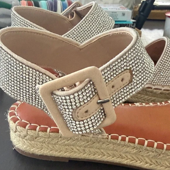 Gianni Bini Elegant Women's Sandals with Rhinestone Detailing - Picture 2 of 7